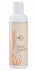 Лосьон для тела Radiant C SPF 15